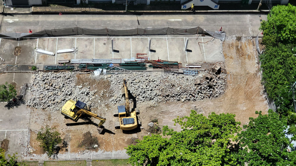 An aerial image of two diggers working.